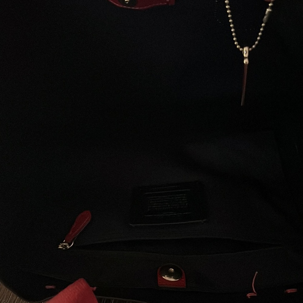 Coach Shoulder Bag - Picture 4 of 7